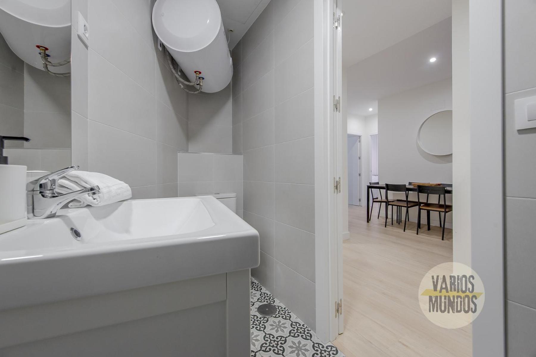 Spacious New Aparment Para 8Pax En La Plaza De Tirso E1 マドリード エクステリア 写真