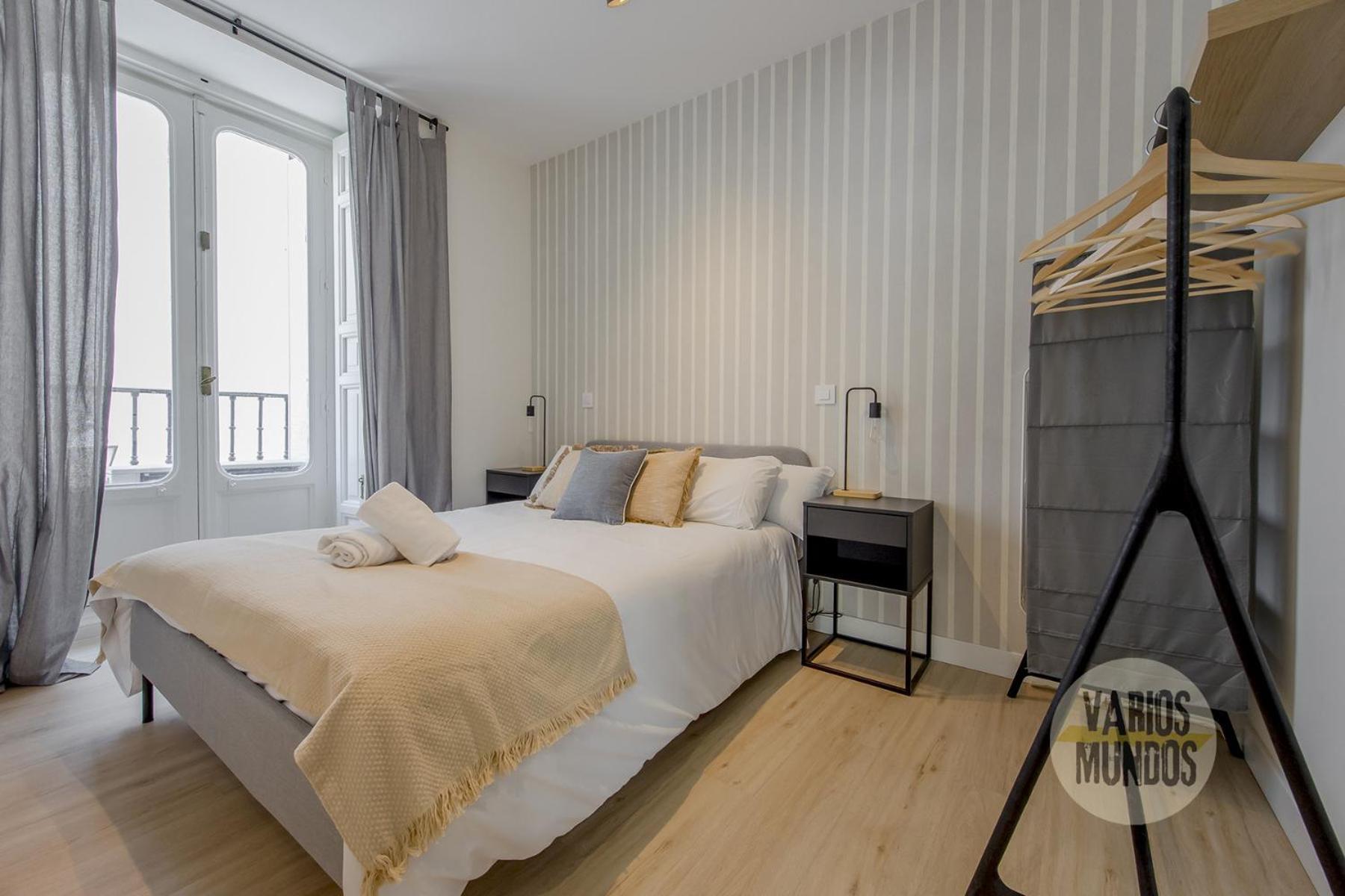 Spacious New Aparment Para 8Pax En La Plaza De Tirso E1 マドリード エクステリア 写真