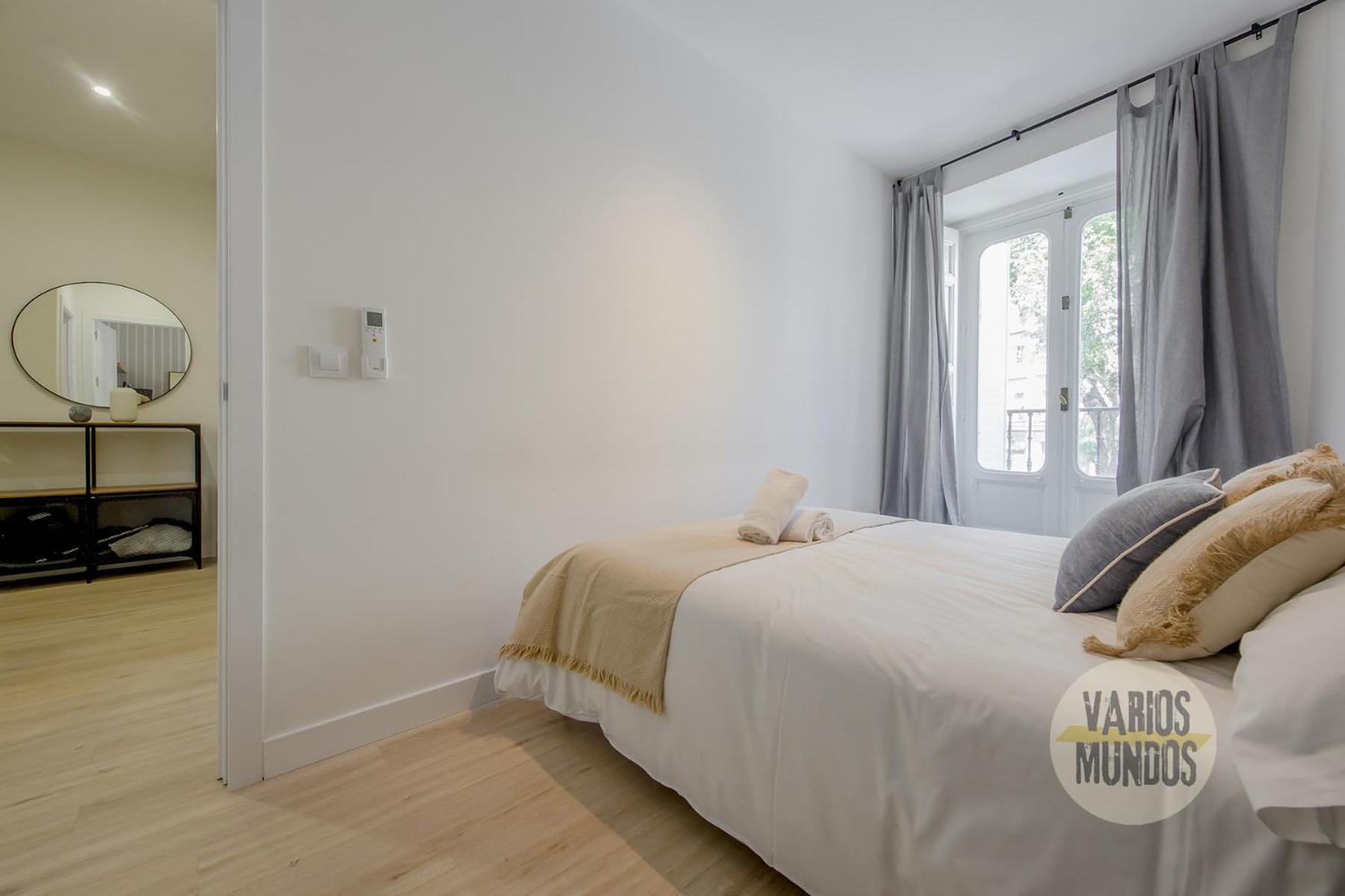Spacious New Aparment Para 8Pax En La Plaza De Tirso E1 マドリード エクステリア 写真