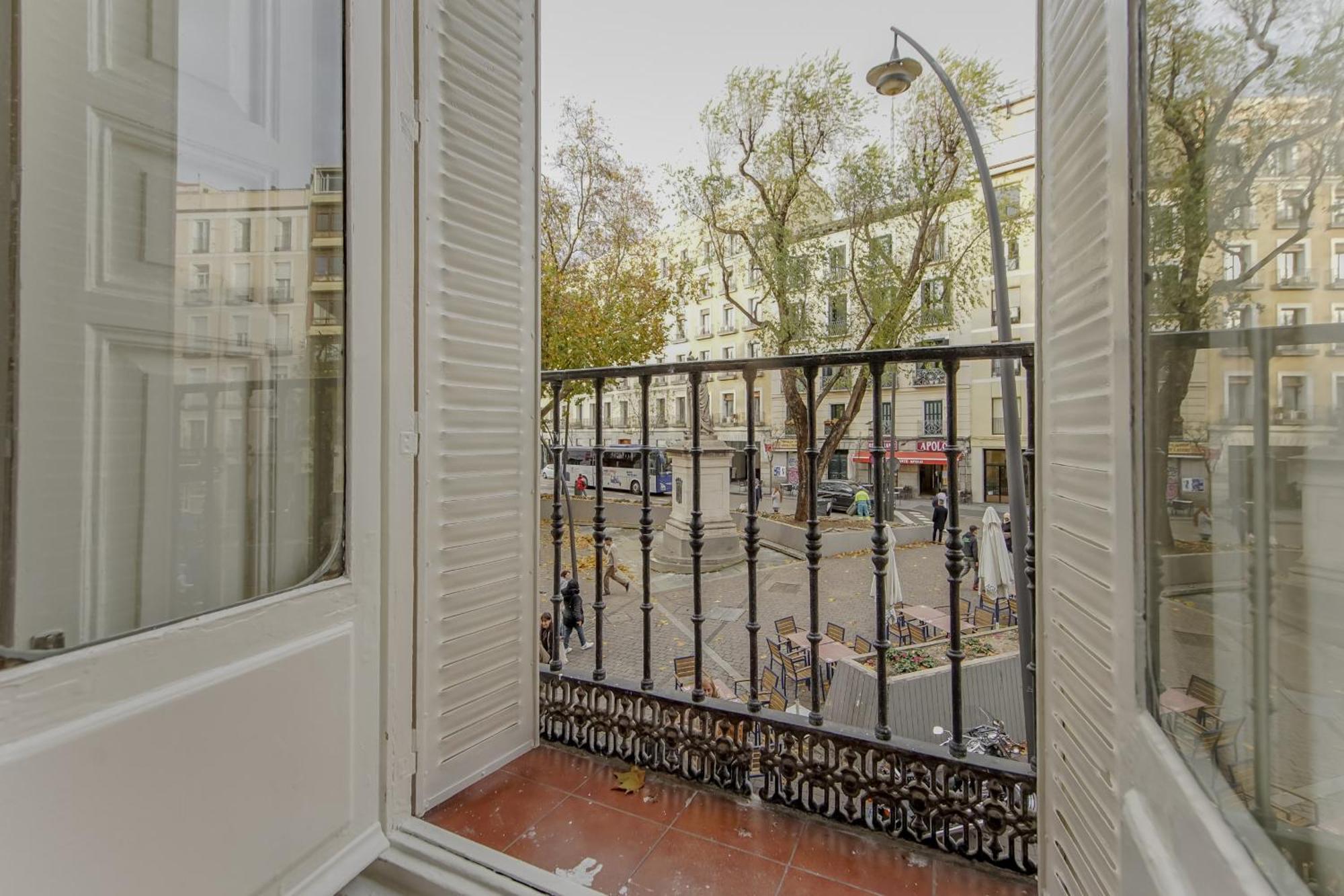Spacious New Aparment Para 8Pax En La Plaza De Tirso E1 マドリード エクステリア 写真