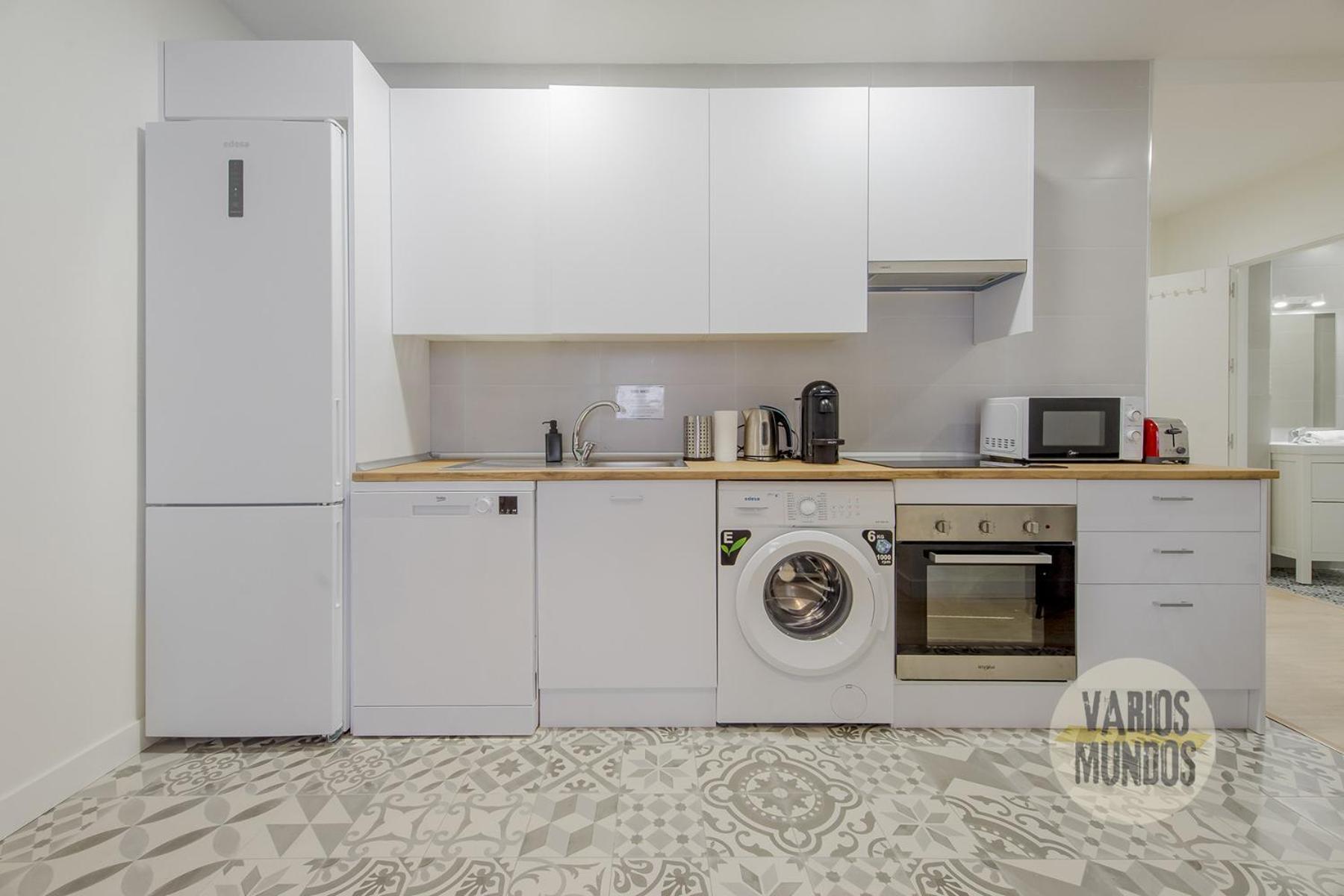 Spacious New Aparment Para 8Pax En La Plaza De Tirso E1 マドリード エクステリア 写真